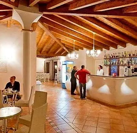 Otel Borgo Dei Pescatori 4*